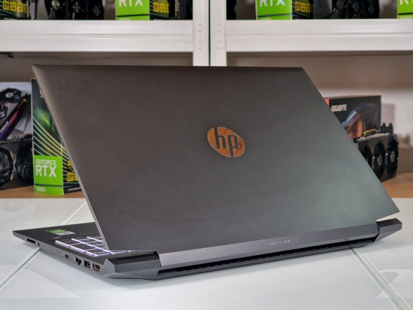 Herní notebook HP Pavilion Gaming 16 - ZÁRUKA 12M | 16,1" | Intel Core i5-10300H | GTX 1650 | 16 GB | 512 GB SSD