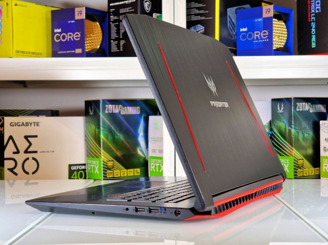 Herný notebook Acer Predator Helios 300 - ZÁRUKA 12M | 17,3" Full HD | Intel Core i5-8300H | GTX 1050 Ti | 12 GB | 128 SSD+1TB HDD | WIN11