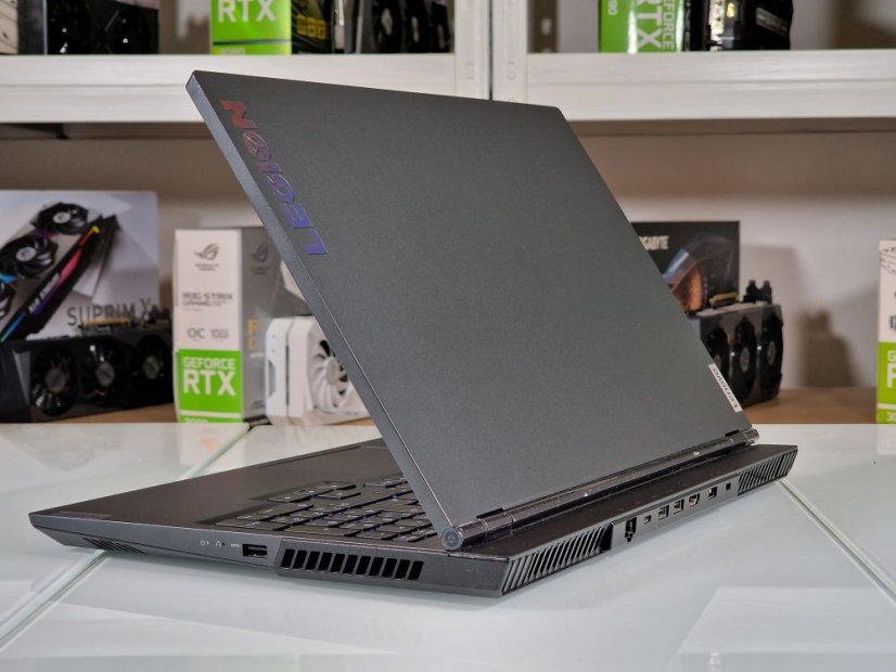 Gaming Laptop Lenovo Legion 5 Gebraucht - GARANTIE 12M | 15,6" 144 Hz | Intel Core i5-10300H | GTX 1650Ti | 16GB |  512GB SSD | WIN11