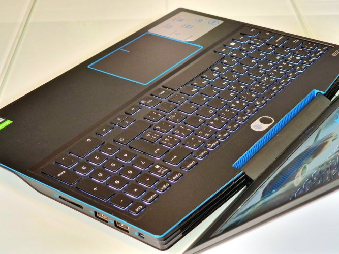 Herný notebook Dell G3 -  ZÁRUKA 12M | 15,6" 144Hz | Intel Core i7-9750H | GTX 1660 Ti 6 GB | 16GB |  256GB SSD+1TB HDD