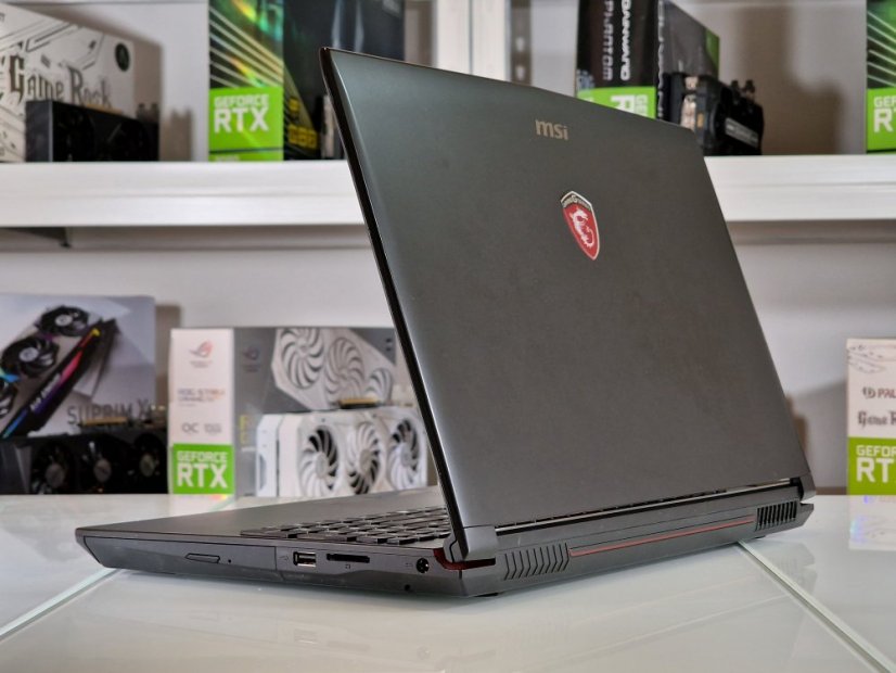 Gaming-Notebook MSI GP62 • GARANTIE 12M • Intel Core i7-6700HQ • NVIDIA GTX 950 • 16GB • 128 SSD + 1TB HDD • WIN10