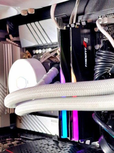 Herní PC sestava compraider HIGH - ZÁRUKA 12M | Intel Core i7-12700+vodní AIO ARGB chlazení 360 | RTX 3080 10GB | 32GB DDR5 | 2 TB SSD | WIN11