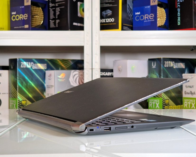 Herní notebook Acer Aspire V15 - ZÁRUKA 12M | 15,6" Full HD | Intel Core i5-6700HQ | GTX 960M 4GB | 20 GB | 500 SSD + 500 HDD | WIN11