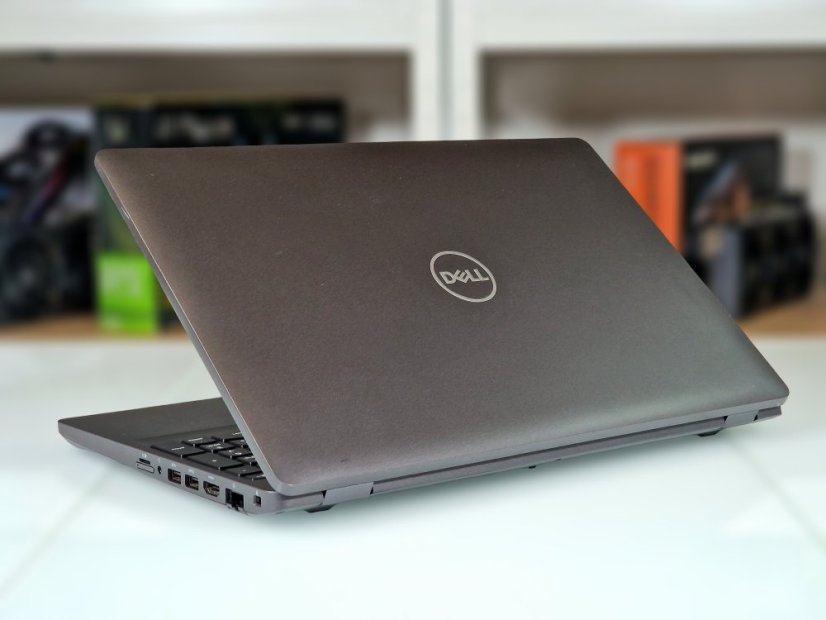 Laptop Dell Precision 3541 • GARANTIE 12M • 15,6 FHD • Intel Core i7-9750H • NVIDIA Quadro P620 4GB • 16GB • 256SSD • WIN11