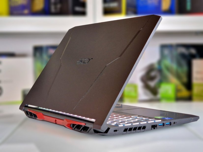 Herný notebook Acer Nitro 5  • ZÁRUKA 12M • 17,3 144Hz • Intel Core i7-11800H • RTX 3060 6GB • 16GB • 512 SSD • WIN11