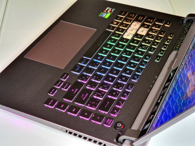 Herní notebook ASUS RoG Strix G15 - ZÁRUKA do 5/2025  | 15,6" 144 Hz | AMD Ryzen 6800HS | RTX 3050 | 16GB DDR5 | 1000 GB SSD