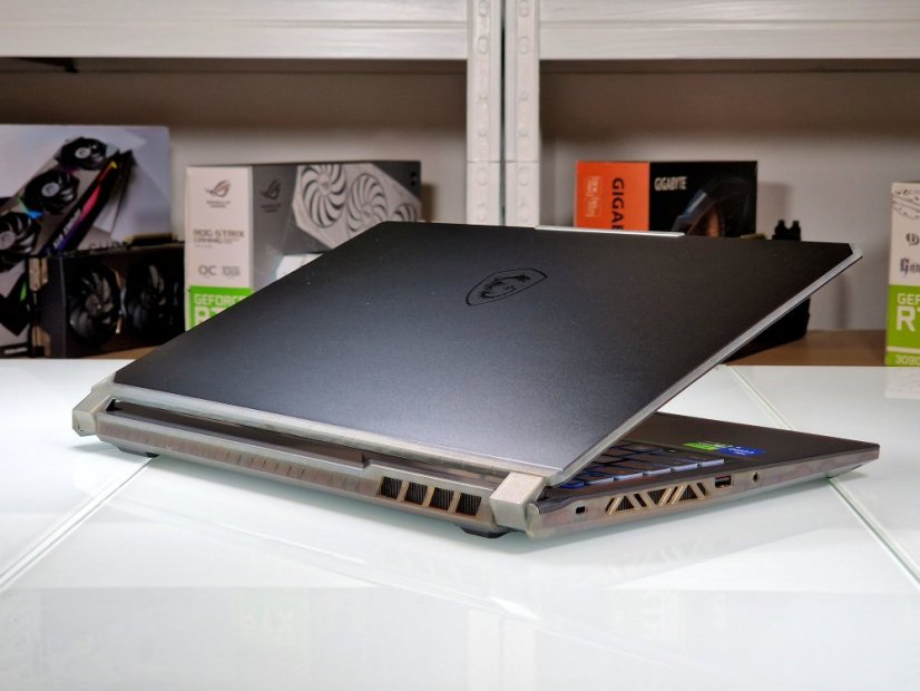 Laptop gamingowy MSI Cyborg A12VF - GWARANCJA 12M | 15,6" 144 Hz | Intel Core i5-12450H | RTX 3050 | 16GB DDR5 | 512 SSD | WIN11