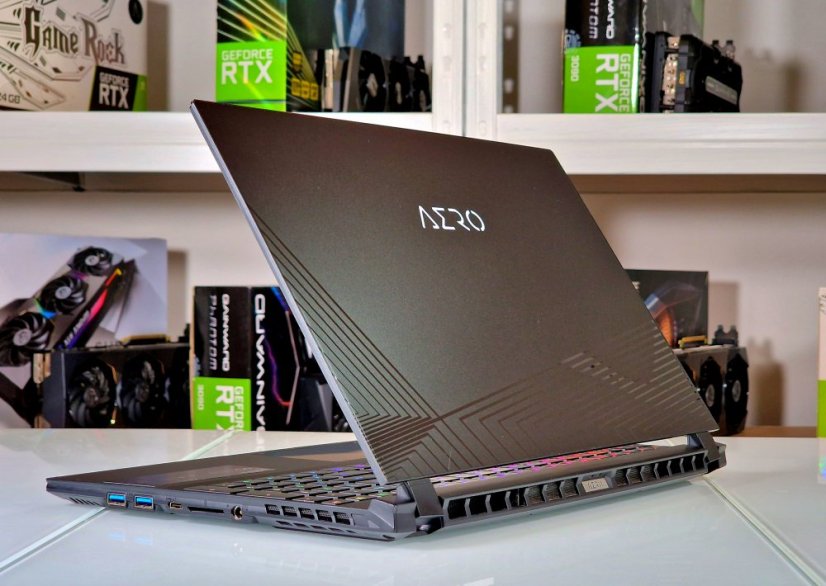 PC Portable Gamer GIGABYTE AERO 15 OLED • 15,6 4K OLED • Intel Core i7-10870H • 32Go • RTX 3060 6Go • 2TB SSD