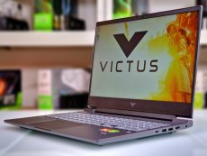 Gaming Laptop HP Victus 15 • GARANTIE 12M • 15,6 FHD 144Hz • AMD Ryzen 5 8640HS • 16GB • RTX 4050 6GB • 512 SSD • WIN11