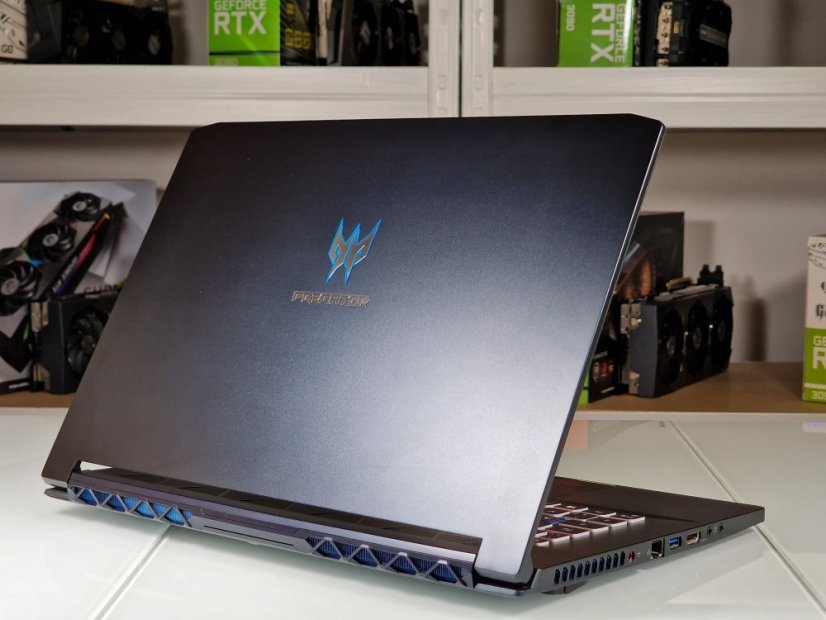 Herní notebook Acer Predator Triton 500 • ZÁRUKA 12M • 15,6 144Hz • Intel Core i7- 9750H • RTX 2080 8GB • 16 GB • 1000 SSD • WIN11