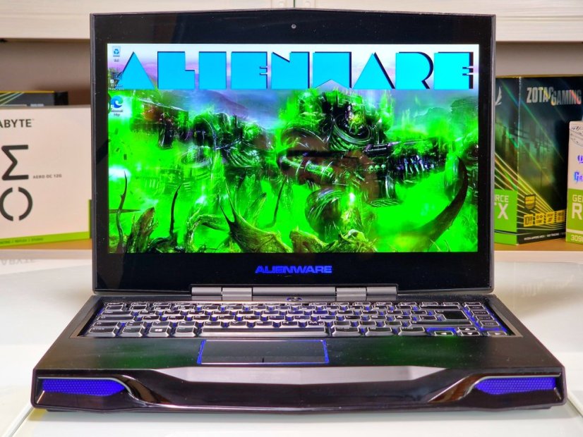 Herní notebook Dell Alienware M14x R2 • ZÁRUKA 12M • 14,1 • Intel Core i7- 3610QM • GT 650M • 8GB • 500 HDD • WIN11