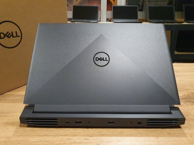 Herní notebook Dell G5 15 Gaming- - 15,6" 165Hz | Intel Core i7-10870H | 16GB | RTX 3050 Ti | 1000 GB SSD