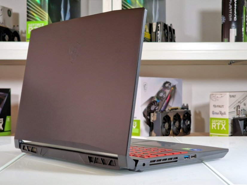 Gaming-Notebook MSI Katana GF66 • GARANTIE 12M • 15,6 144Hz • Intel Core i5-11400H Rocket Lake • 16 GB • RTX 3050 • 512 GB SSD • WIN11