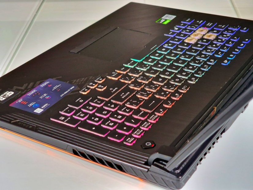 Herný notebook ASUS RoG Strix G17 - ZÁRUKA 12M  | 17,3" 144 Hz | Intel Core i7-10750H | GTX 1660 Ti 6GB | 16GB | 512 GB SSD