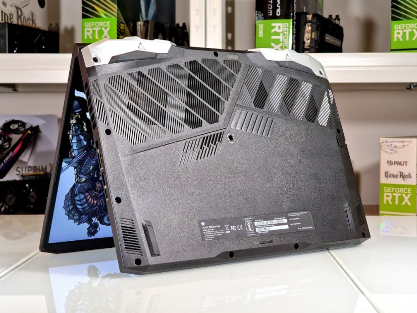 PC Portable Gamer Acer Predator Helios 300 • GARANTIE 12M • ZÁRUKA 12M • 15,6 144Hz • Intel Core i7- 10870H • RTX 3060 6GB • 32 GB • 1TB SSD