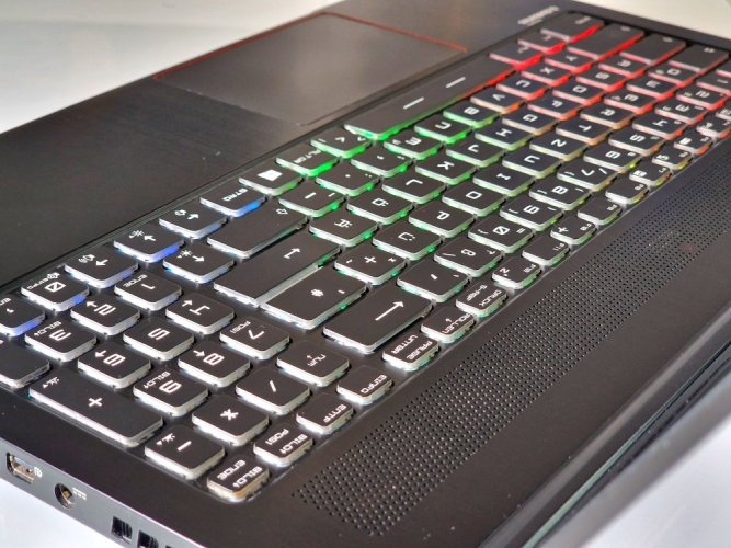 Laptop gamingowy MSI GS63 Stealth - GWARANCJA 12M | 15,6" FullHD| Intel Core i7-6700HQ | 16GB | GTX 1060 6GB | 256 SSD+2 TB HDD | WIN11
