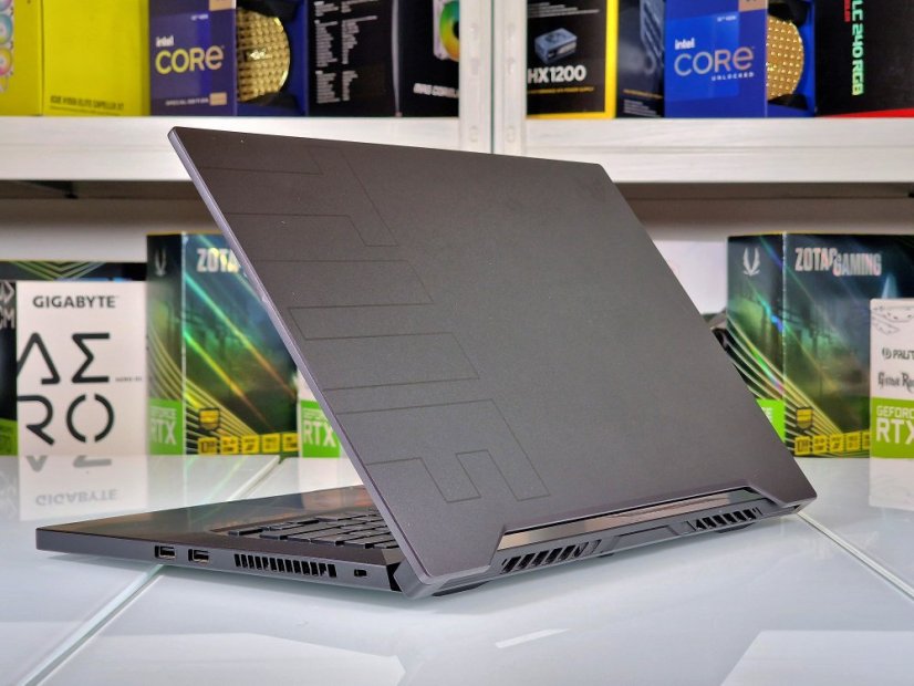 Laptop do gier ASUS TuF Dash 15 – GWARANCJA 12M | 15,6" 144Hz | Intel Core i7-11370H | RTX 3070 8GB | 16GB | 512 SSD | WIN11