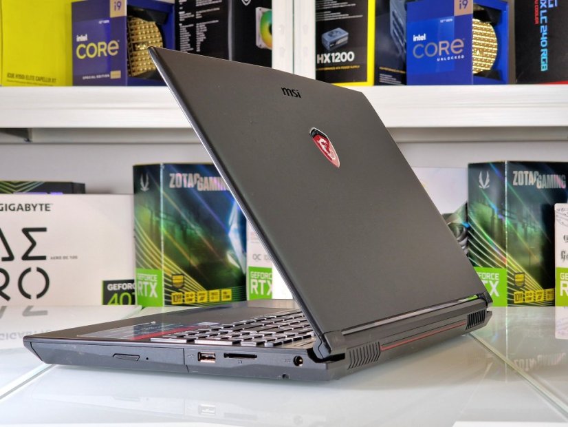 Herní notebook MSI GL62M • ZÁRUKA 12M • 15,6 FHD • i5-6300HQ • GTX 950M • 12GB • 128 SSD + 1 TB HDD • WIN11