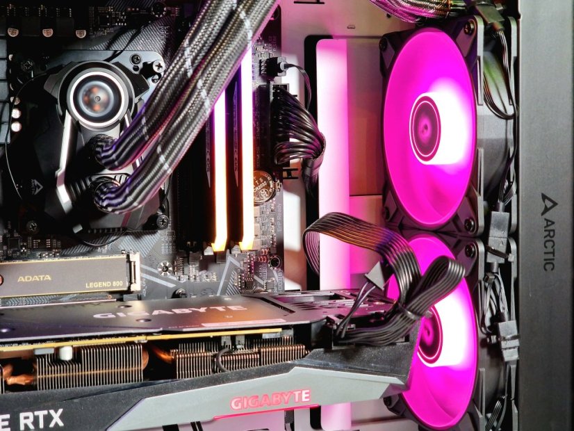 Gaming PC mit AMD Radeon RX 7XXX Grafikkarte