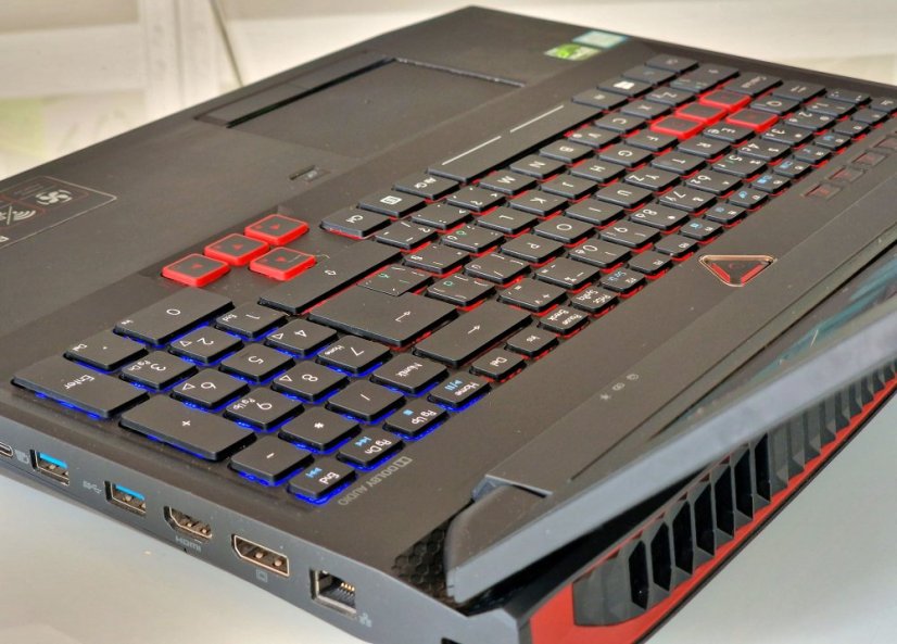 Laptop gamingowy Acer Predator 15 - GWARANCJA 12M | 15,6" FullHD | Intel Core i5-6300HQ | GTX 970M | 16 GB | 512 SSD | WIN10