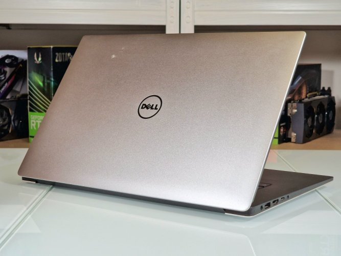 DELL XPS - ZÁRUKA 12M | 15,6" Full HD | Intel Core i7-7700HQ | GTX 1050 | 16 GB | 256 SSD | WIN11