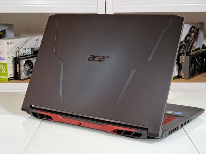 Herní notebook Acer Nitro 5 - ZÁRUKA 15M | 17,3" 144Hz | Intel Core i5-11400H | GTX 1650 | 16 GB | 512 GB SSD