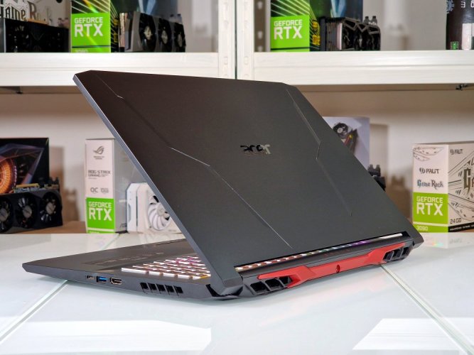 Herní notebook Acer Nitro 5 - ZÁRUKA 12M | 17,3" 144Hz  | AMD Ryzen 7 5800H | RTX 3060 | 16GB | 1000 SSD | WIN 11