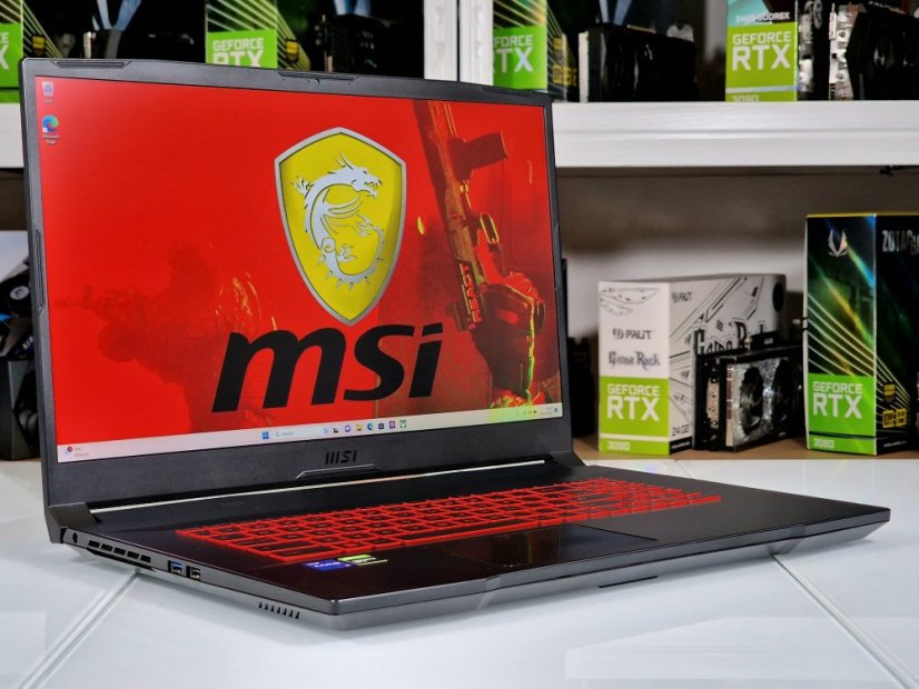 PC Portable Gaming MSI Katana GF76 • GARANTIE 12M • 17,3 144 Hz • Intel Core i5-11400H • 16Go • GTX 1650 • 512 Go SSD