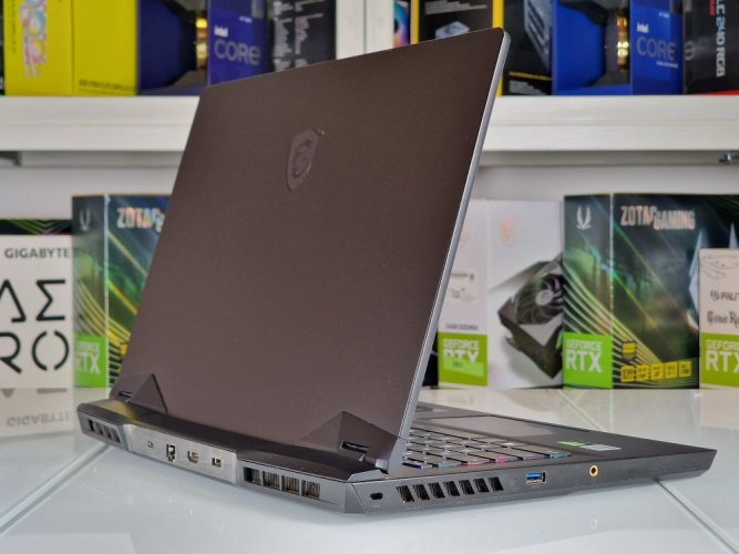 Gaming Laptop MSI GP66 Leopard - GARANTIE 12M | 15,6" 144Hz | Intel Core i7-10750H | RTX 3070 140W | 16 GB | 512 SSD | WIN11