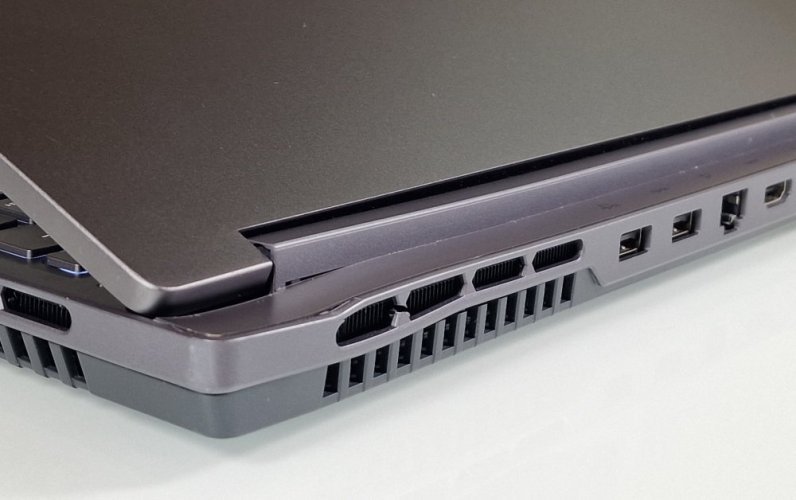 Herný notebook Lenovo Legion 5 Slim - ZÁRUKA 12M | 16" WQHD 240Hz | Intel Core i5-13500H | RTX 4060 8GB | 16GB DDR5 | 512 SSD | WIN11