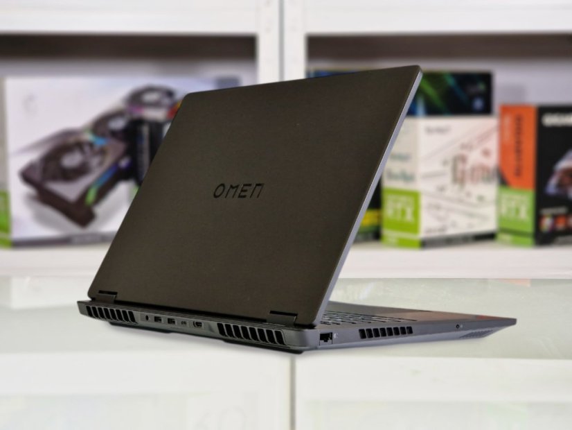 Herný notebook HP Omen 17 • ZÁRUKA 12M • 17,3 144Hz • AMD Ryzen 5 8645HS • RTX 4050 6GB • 16GB DDR5 • 512 SSD • WIN11