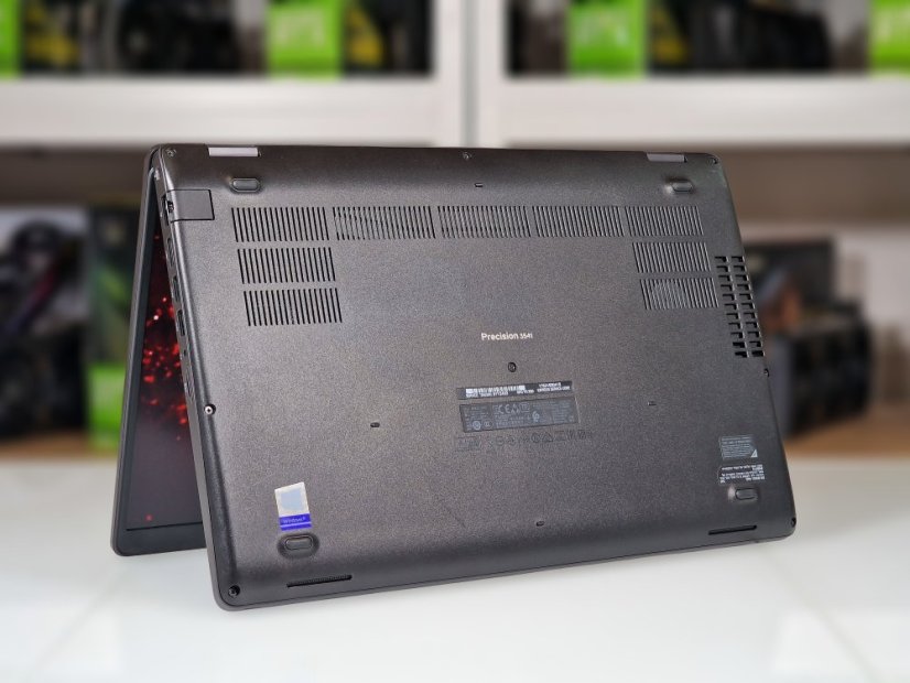 Laptop Dell Precision 3541 • GARANTIE 12M • 15,6 FHD • Intel Core i7-9750H • NVIDIA Quadro P620 4GB • 16GB • 256SSD • WIN11
