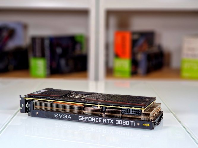 Grafická karta EVGA GeForce RTX 3080Ti XC3 ULTRA Gaming 12 GB - ZÁRUKA 12M