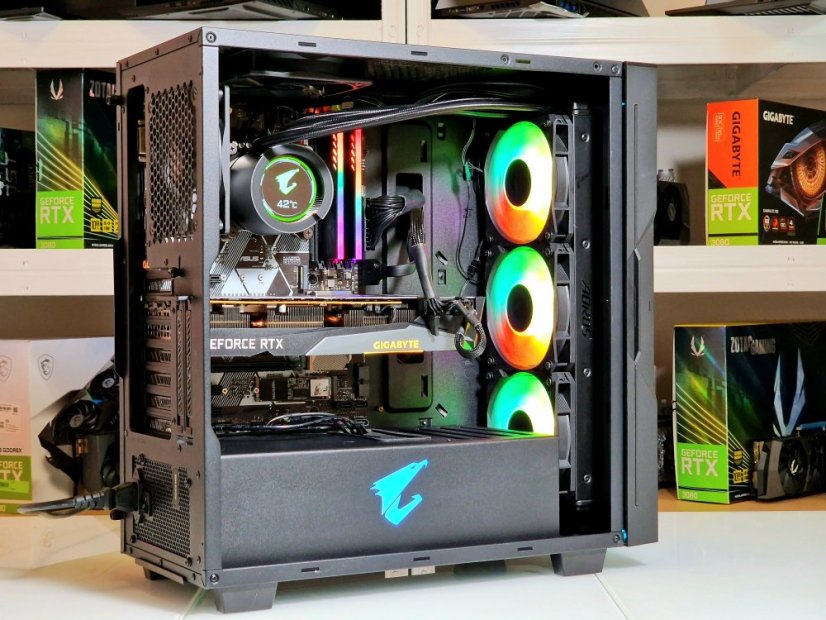 Herní PC compraider - ZÁRUKA 12M | Intel Core i5-9600KF+vodní chlazení AORUS 360 | RTX 3070 8GB | 16 GB | 512 SSD