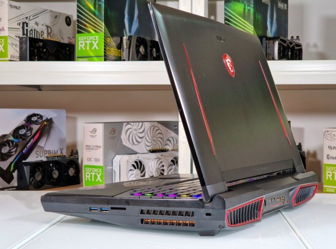 Herný notebook MSI TITAN GT75 - ZÁRUKA 12M | 17,3" FullHD 120Hz | Intel Core i7-7820HK | GTX 1080 8GB | 32 GB | 512 SSD + 1 TB HDD | WIN11