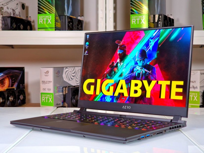 Gaming Laptop GIGABYTE AERO 15 OLED Gebraucht - GARANTIE 12M | 15,6" 4K UHD OLED | Intel Core i7-11800H | 16GB | RTX 3070 8GB | 512 SSD | WIN11