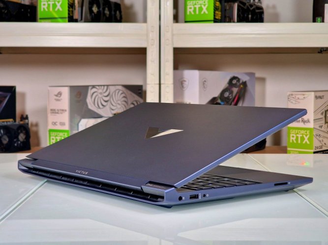 Gaming Laptop HP Victus 15 - GARANTIE 12M | 15,6" 144Hz | Intel Core i7-13700H | 16GB | RTX 4050 6GB | 512 SSD | WIN11