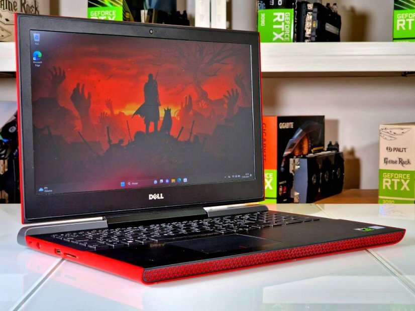 Herný notebook DELL Inspiron 15 Gaming - ZÁRUKA 12M | 15,6" FullHD | Intel Core i7-7700HQ | GTX 1050Ti | 16 GB | 256 SSD + 1 TB | WIN11