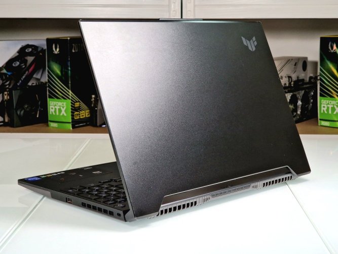 Herní notebook ASUS TuF Dash 15 - ZÁRUKA 12M  | 15,6" 144Hz | Intel Core i5-12450H | RTX 3060 6GB | 16GB | 512 SSD