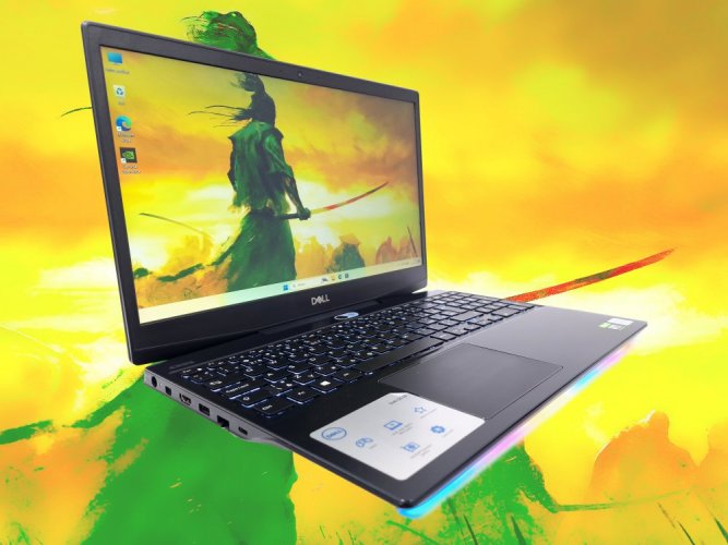 Herní notebook Dell G5- ZÁRUKA 12M | 15,6" 300Hz | i7-10750H | RTX 2070 8 GB | 16GB | 1000 SSD