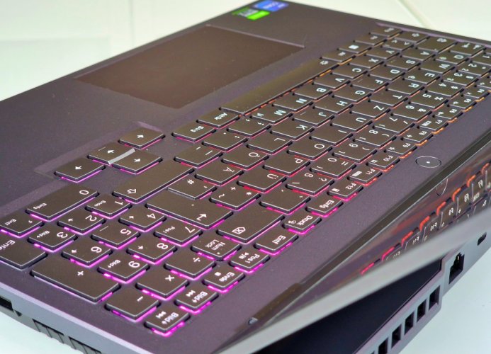 Herní notebook Lenovo Legion 5 - ZÁRUKA 12M | 15,6" WQHD 165Hz | Intel Core i7-12700H | RTX 3070 8GB | 16GB DDR5 |  1000 SSD | WIN11