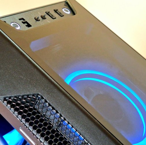 Herní PC sestava compraider - ZÁRUKA 12M | Intel Core i7-9700K+vodní AIO ARGB chlazení SilentiumPC | RTX 2080 8GB | 16 GB | 512 SSD+1TB SSD