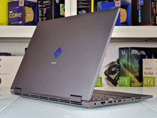 Herní notebook HP Omen 16 - ZÁRUKA 12M | 16,1" QHD 165Hz | AMD Ryzen 7 5800H | AMD RX 6600 8GB | 16GB | 1000 SSD | WIN11