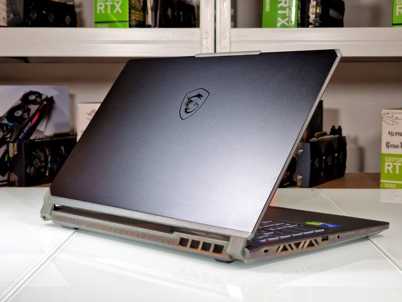 Herní notebook MSI Cyborg A12VF • ZÁRUKA 12M • 15,6 144 Hz • Intel Core i5-12450H • RTX 3050 • 16GB DDR5 • 512 SSD • WIN11