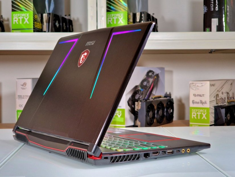 Gaming Laptop MSI Raider GE63VR Gebraucht - GARANTIE 12M | 15,6" 120Hz | Intel Core i7-8750H | GTX 1060 6GB | 16 GB | 256 SSD+1TB HDD | WIN11