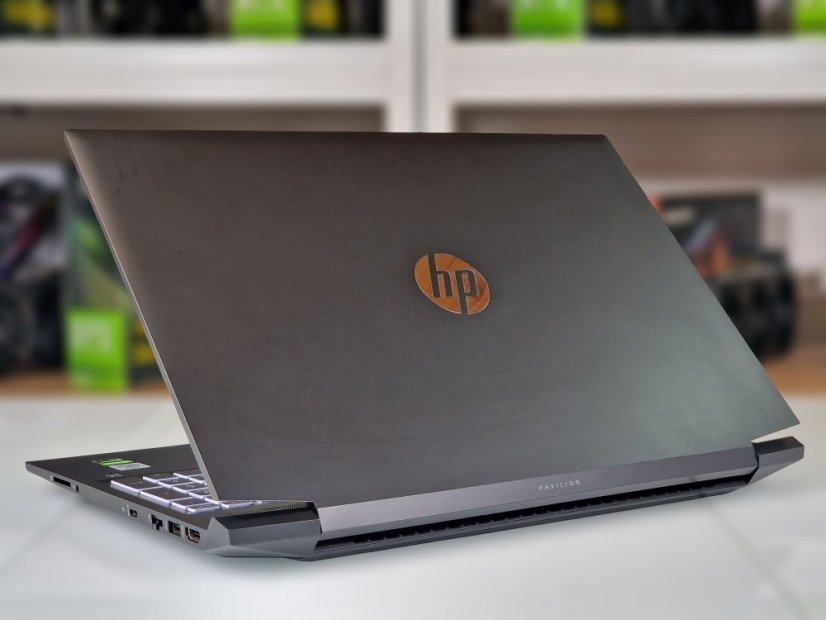 Gaming Laptop HP Gaming 15 • GARANTIE 12M • 15,6 FullHD • Intel Core i5-10300H • GTX 1650 • 16GB • 512 SSD • WIN11