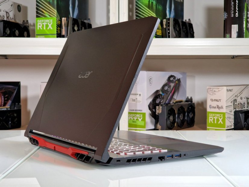 Gaming Notebook Acer Nitro 5 • GARANTIE 12M • 17,3 144Hz • Intel Core i7-10750H • GTX 1660Ti 6GB • 16GB • 1000 SSD • WIN10