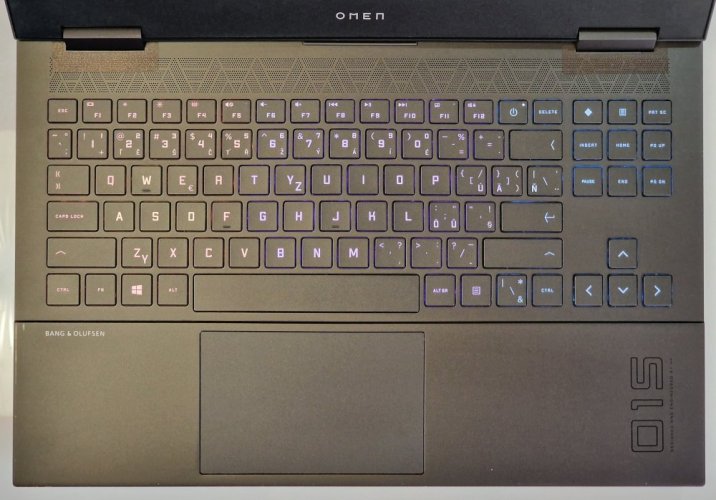 Herný notebook HP OMEN 15 - ZÁRUKA 12M | 15,6" 144Hz | AMD Ryzen 7 4800H | GTX 1660Ti  6GB | 16GB | 512 GB SSD