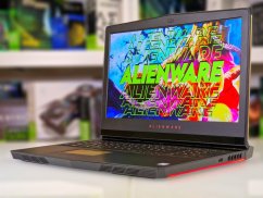 Gaming Laptop Dell Alienware M17 R4 • GARANTIE 12M • 17,3 FHD • i7-7700HQ • GTX 1070 8GB • 16GB • 128 SSD + 1TB HDD • WIN11