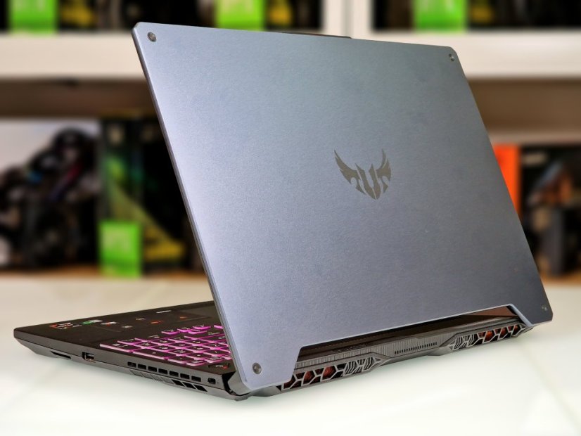Gaming Laptop ASUS TuF Gaming A15 • GARANTIE 12M • 15,6 144Hz • AMD Ryzen 7 4800H • RTX 2060 • 16GB • 512 SSD • WIN11